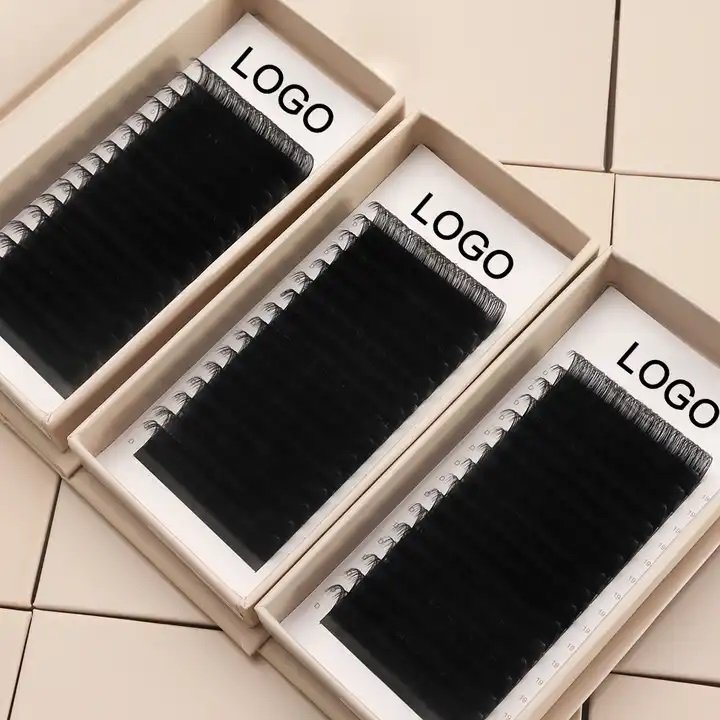 Russian Volume Lashes
